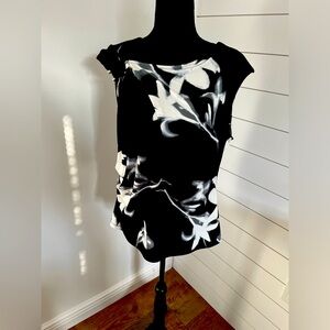 Women’s Calvin Klein silky knit sleeveless floral print top